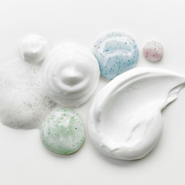 Cilt Aktifleri ve Güzellik Dünyasında Etkili İçerikler